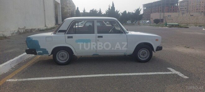 LADA (VAZ) 2107-5