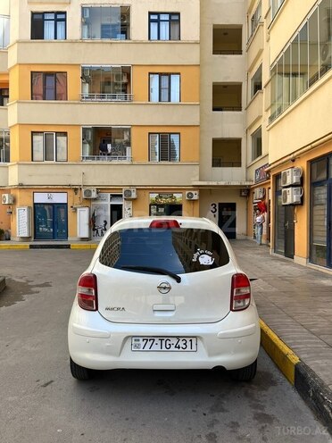 Nissan Micra-2
