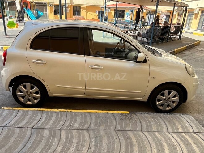 Nissan Micra-4
