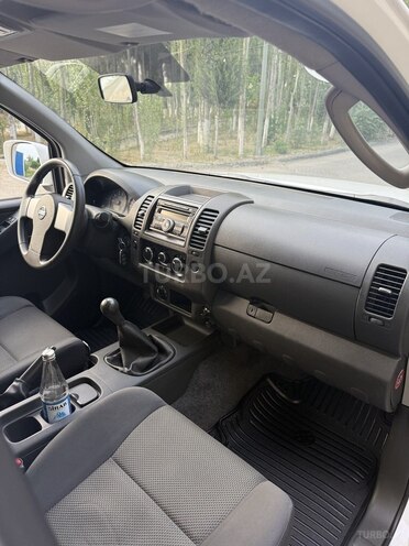 Nissan Navara-9