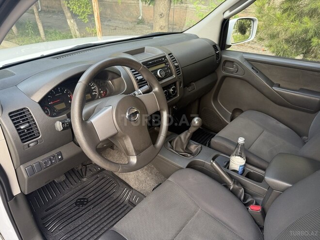 Nissan Navara-7