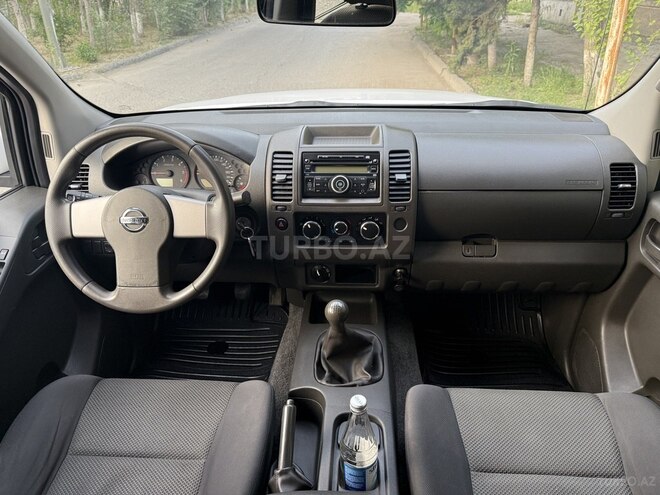Nissan Navara-8