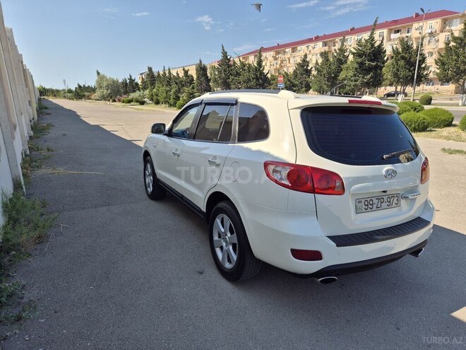 Hyundai Santa Fe-8