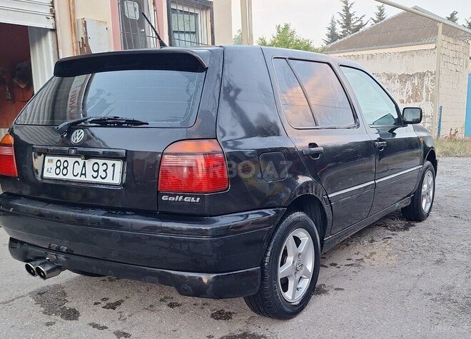 Volkswagen Golf-5