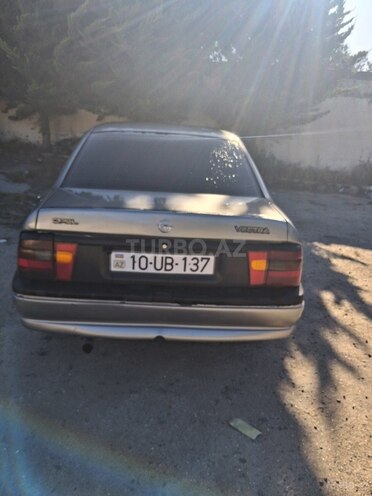 Opel Vectra-3