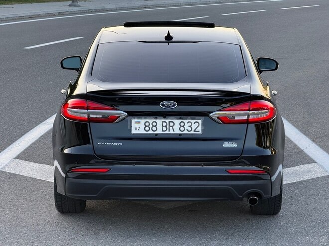 Ford Fusion (North America)-2