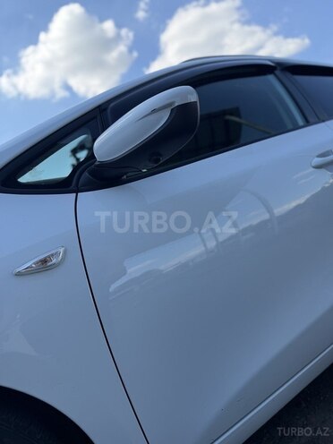 Kia Ceed-8