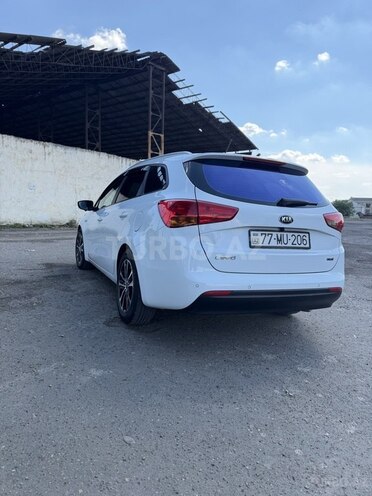 Kia Ceed-5