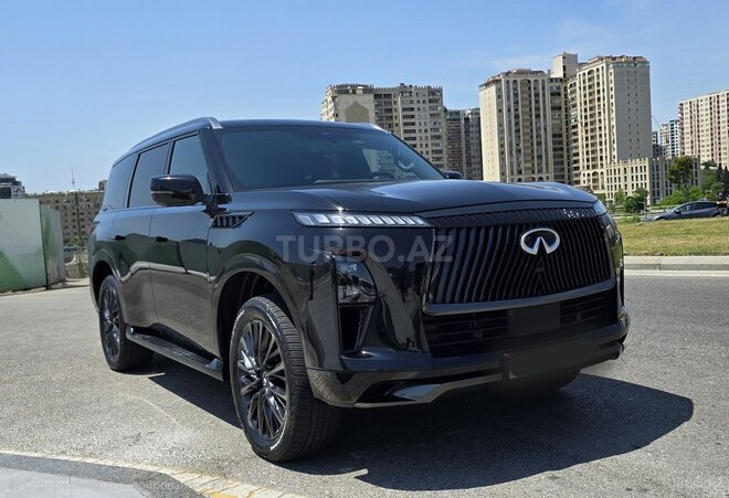 Infiniti QX80-6