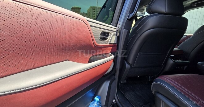 Infiniti QX80-20