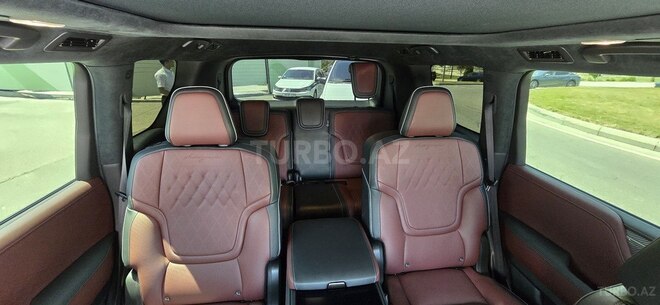 Infiniti QX80-15