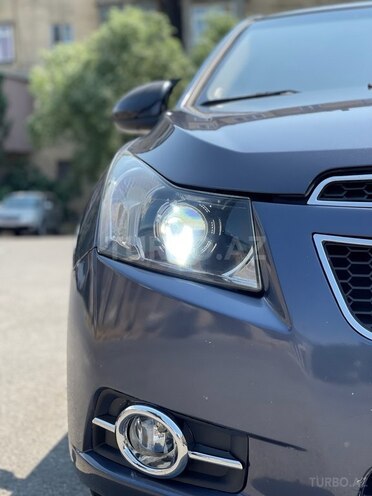 Chevrolet Cruze-8