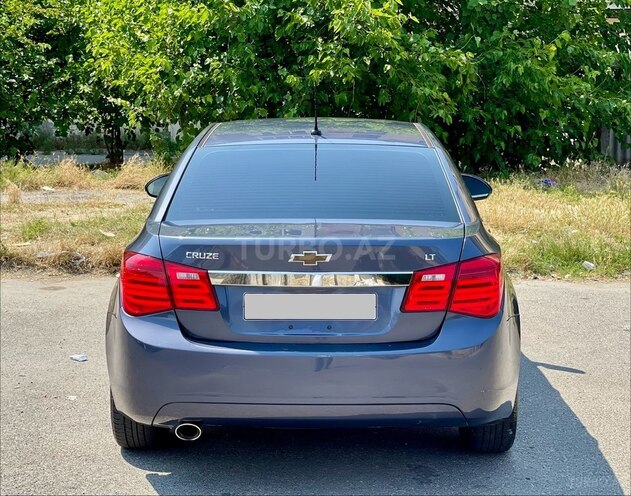 Chevrolet Cruze-5