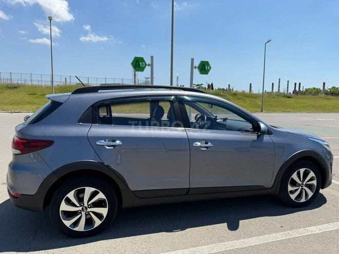 Kia Rio X-Line-3