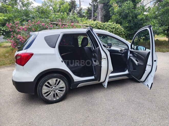 Suzuki SX4-6