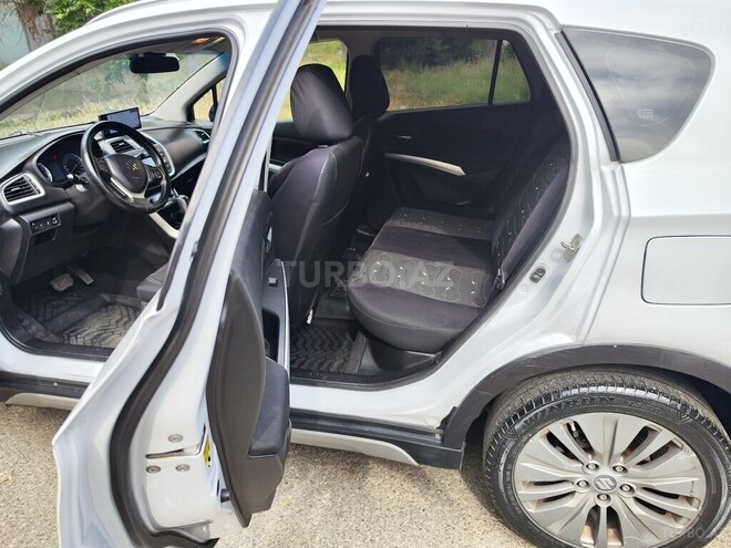 Suzuki SX4-7
