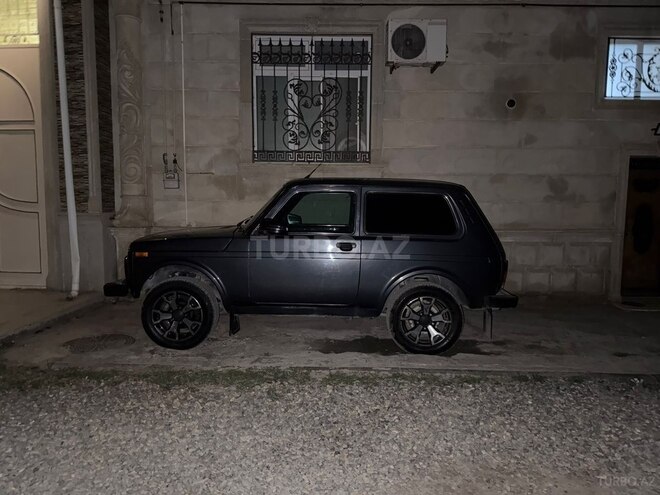 LADA (VAZ) Niva-3