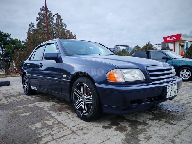 Mercedes C 200-2