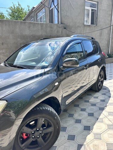 Toyota RAV4-2