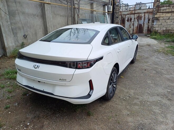 Changan Qiyuan A05-5