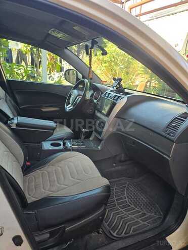 Geely Emgrand X7-8