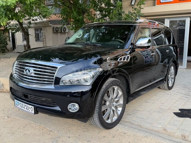 Infiniti QX56-8