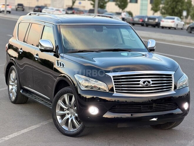 Infiniti QX56-4