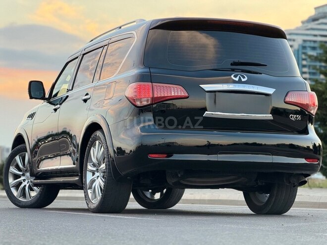 Infiniti QX56-14
