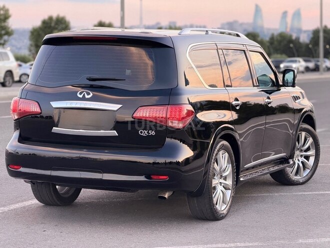 Infiniti QX56-13