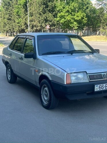 LADA (VAZ) 21099-4