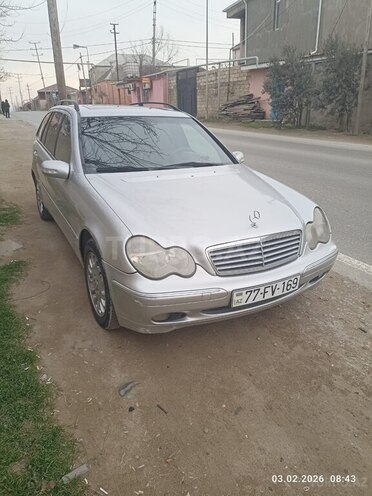 Mercedes C 200-1