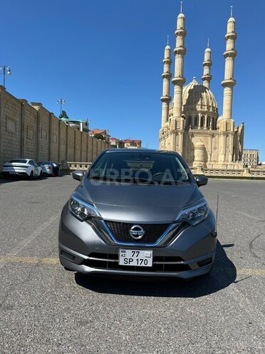 Nissan Note-1