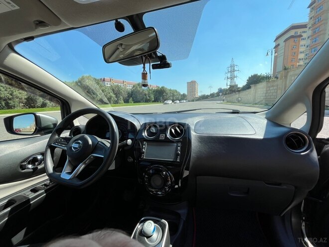 Nissan Note-10