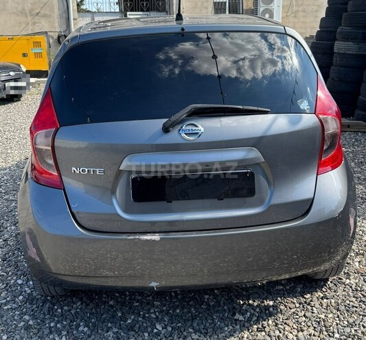 Nissan Note-2