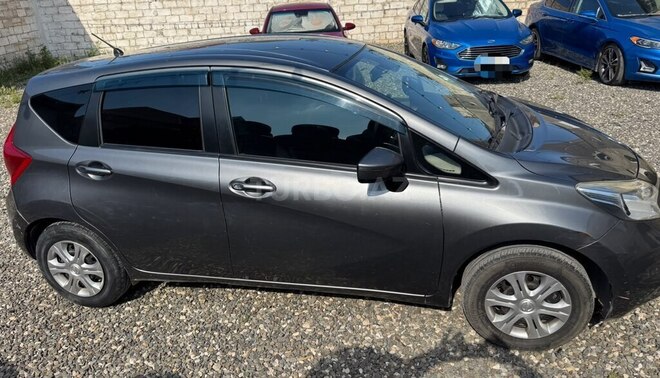 Nissan Note-4
