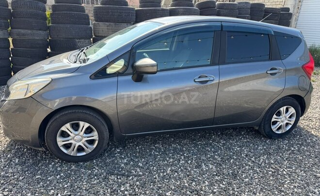 Nissan Note-3