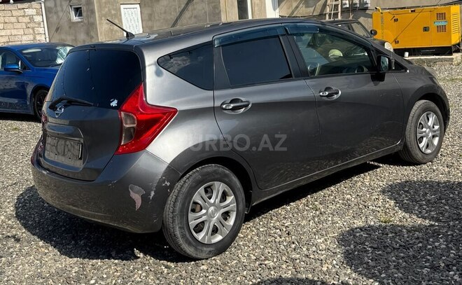 Nissan Note-6