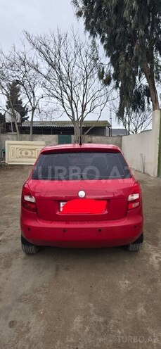 Skoda Fabia-2