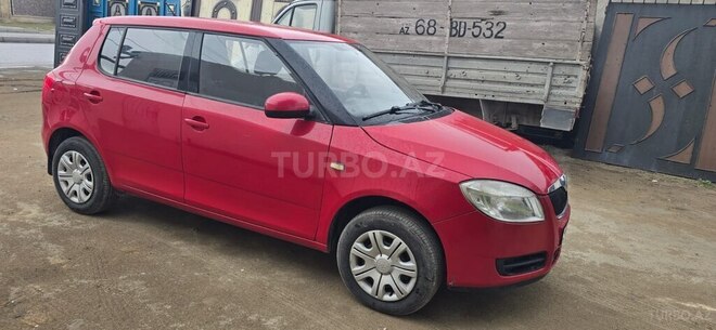 Skoda Fabia-12