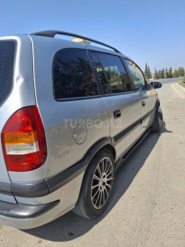 Opel Zafira-7