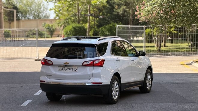 Chevrolet Equinox-7