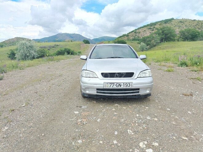 Opel Astra-1