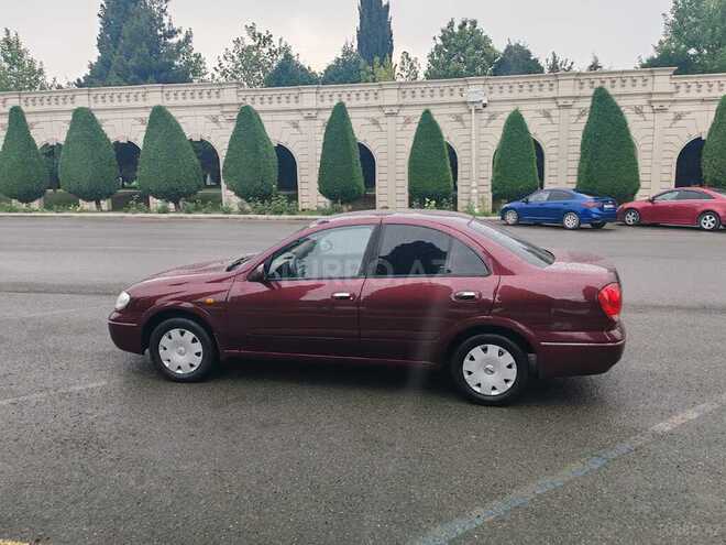 Nissan Sunny-4