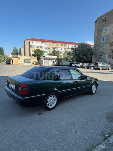 Mercedes C 200-4