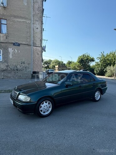 Mercedes C 200-2