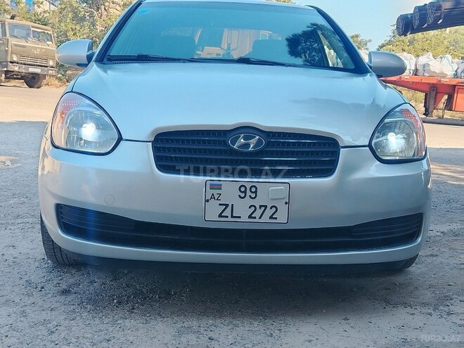 Hyundai Verna-14