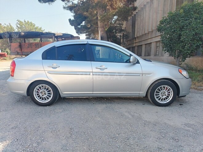 Hyundai Verna-6
