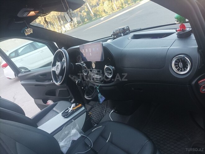 Mercedes Vito 119 CDI-13