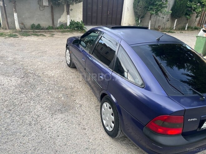 Opel Vectra-6