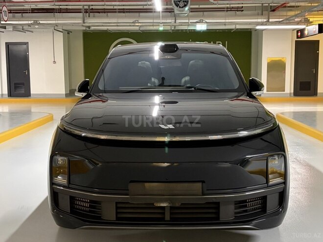 Li Auto L9-1